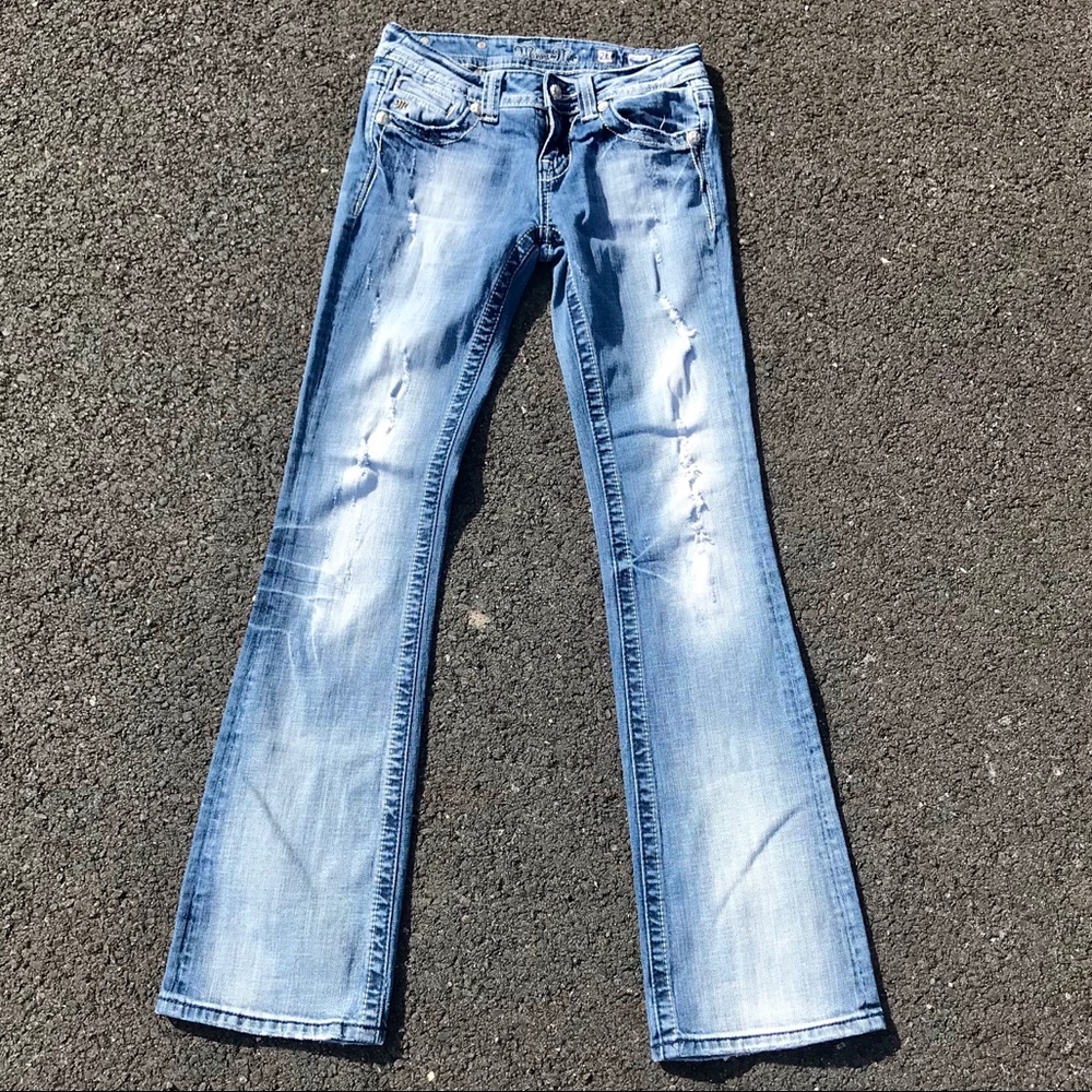 ☘️ 3 for $20 ☘️ Miss Me Distressed Bootcuts